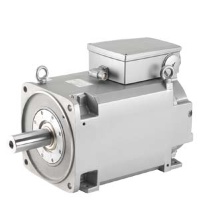 КОМПАКТНЫЙ СИНХРОННЫЙ ДВИГАТЕЛЬ 1500 ОБ/МИН, 44,9 КВТ,286 HM,118A, 316В 1750 ОБ/МИН, 52,4 КВТ,286 HM,118A, 366В 2000 ОБ/МИН, 59,7 КВТ,285 HM,118A, 416В ВОДЯНОЕ ОХЛАЖДЕНИЕ КЛАСС ЗАЩИТЫ IP65 Siemens 1PH8138-2.F2.-...1