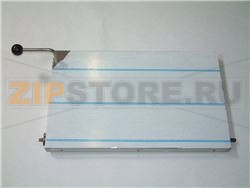 Baking oven door for push-through oven 