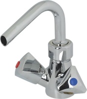 СМЕСИТЕЛЬ С ПАТРУБКОМ