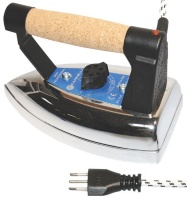 FER A REPASSER 1,7 Kg