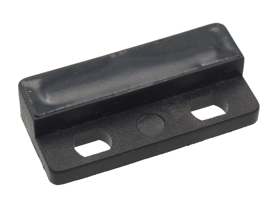 Магнит P6250000 Abat МПК-700К  Магнит P6250000 для посудомоечной машины Abat МПК-700К
Производитель: ЧувашТоргТехника

Запчасть изображена на деталировке под номером:&nbsp;120000060931