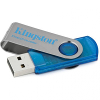 Накопитель USB 8 Гб Kingston DT101C-8GB