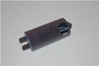 CAPACITOR 2.5MF 450V