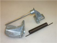 HINGE BRACKET RH ASSEMBLY