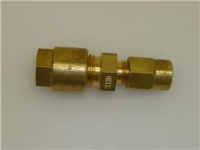 RACCORDO OTTONE CON OGIVA ø 8 - ø 6 mm