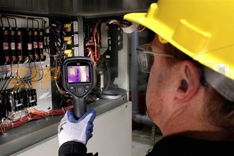Тепловизор, от -20 до 550°C, 240x180 пикселей, 9 Гц, MSX, Wi-Fi FLIR E6xt 