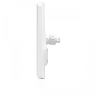 Точка доступа 2.4/5 ГГц Ubiquiti LAP-GPS