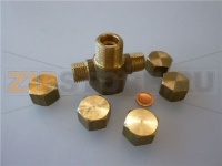 RACCORDO EROGAZIONE 2x1/4M-3/8F-3/8M