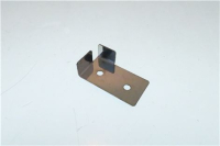 ПЛАСТИНА ЛЕВАЯ ДЛЯ БЛОКИРОВКИ СТЕКЛА ДВЕРИ T043