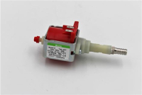 Self-washing pump with shaft