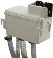 ЕМКОСТЬ С ДВОЙНЫМ МИКРОВЫКЛЮЧАТЕЛЕМ