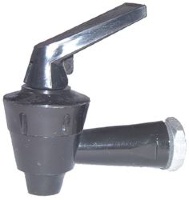 КРАН С ГАЙКОЙ В КОМПЛЕКТЕ