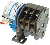 РЕВЕРСИВНЫЙ ПЕРЕКЛЮЧАТЕЛЬ P19, 3 КУЛАЧКА