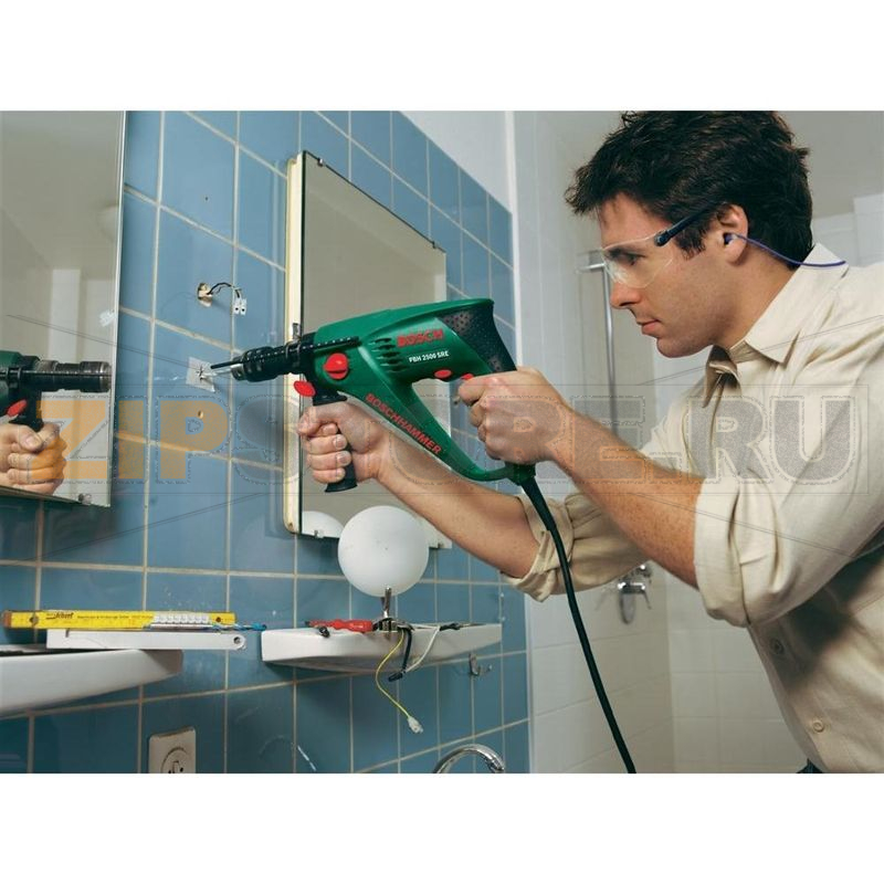 Перфоратор 600 Вт Bosch PBH 2500 SRE 