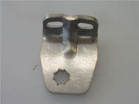 LOWER SX DOOR HOLDER